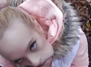 Zunaj, Javno, Najstnice, Pov, Blond