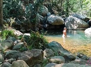 Nudistai, Viešumoje, Mėgėjai, Mažulės, Kamera, Šnipas, Brazilai, Vujaristas, Solo, Brunetė