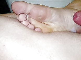 sole cumshot compilation barefoot