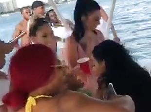 Cul, Gros nichons, En plein air, Fête, Amateur, Ébène, Milf, Sexe de groupe, Point de vue, Bateau