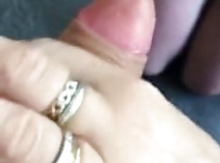 "milfs", Perempuan murah (Slut), British, "cougar"