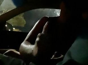 Masturbation, En plein air, Public, Babes, Ejaculation sur le corps, Énorme bite, Branlette, Voiture, Secousses, Ejaculation