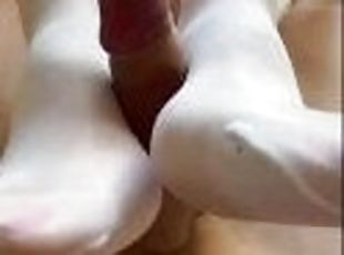 Masturbation, Amateur, Ejaculation sur le corps, Milf, Pieds, Secousses, Bas, Point de vue, Ejaculation, Blonde