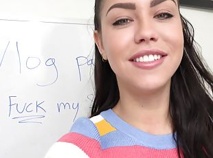 Kinky Family Alina Lopez Fucking Stepbrother For A Blog(4K) - Alina a