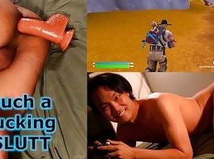 Slutty gamer ass fucked while playing Fortnite