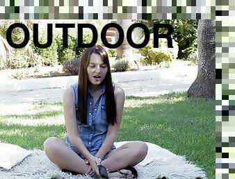 Hot outdoor solo by slim Ivana Fukalot