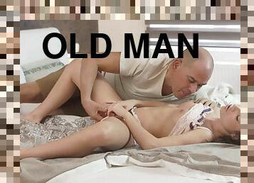 OLD4K. Tiny Anita Bellini needs nothing but sex with an old man
