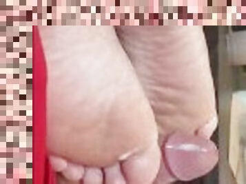 Hot Amateur BBW Couple Footjob/Solejob Cumpilation (2021 recap)