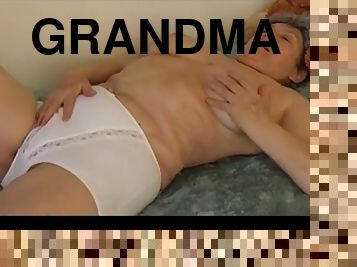 tetas-grandes, abuela, peluda, masturbación, coño-pussy, abuelita, juguete, regordeta