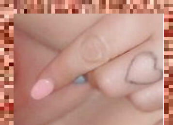 Daddy finger fucking this fat pussy