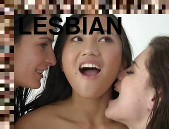 Accidental Lesbian Massage 2 - Little Caprice