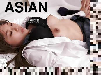 asiatique, ejaculation-sur-le-corps, hardcore, japonais, mignonne, coquine