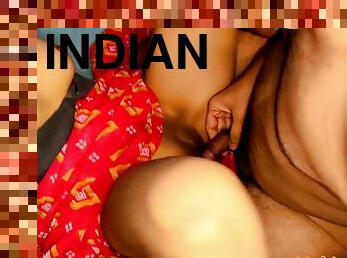 Indian Desi Bhabhi Is Screwing With Boss With Hindi Audio