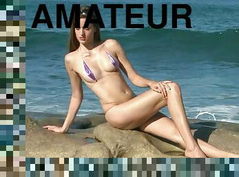 masturbation, amateur, ados, plage, rasé, brunette