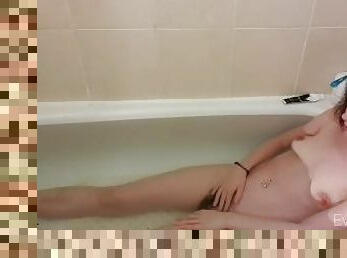 Hot College Girl Bathtub Masturbation