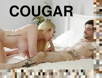 Horny cougar Jenna Starr hardcore xxx movie