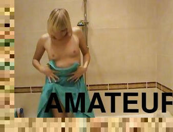 baignade, amateur, fellation, ados, point-de-vue, blonde, percé, douche