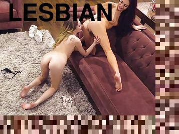 mastubasi, vagina-pussy, kurus, sayang, lesbian-lesbian, berambut-pirang, cantik