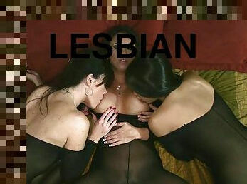 ציצי-גדול, אורגיה-orgy, להשפריץ, חובבן, לסבית-lesbian, אמא-שאני-רוצה-לזיין, לטינית, מין-קבוצתי, שלישיה, גרביונים-stockings