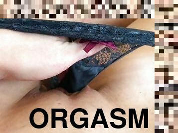 masturbacija, orgazam, pička-pussy, skirt, gaćice, mokri