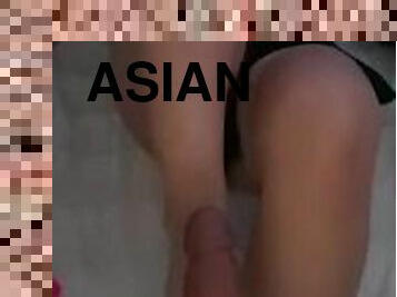 asiatiche, tettone, amatoriali, giovanissime, giocattoli, massaggi, piedi, sperma, peni-finti, piccole