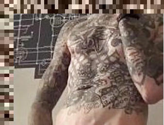 veliki-kurac, slavni, homo, sami, tetovaže, kurac