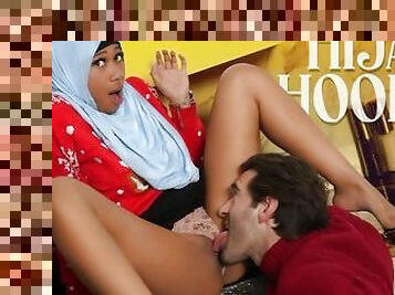 Hijab Teen Celebrates Her First American Christmas With A Taboo Family Threesome - TeamSkeet