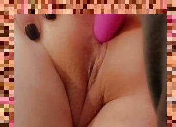 cul, gros-nichons, masturbation, amateur, anal, milf, belle-femme-ronde, doigtage, solo, trou-du-cul