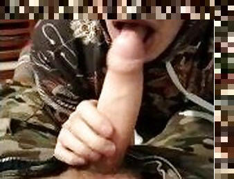 tentara, ekstrem, besar-huge, blowjob-seks-dengan-mengisap-penis, penis-besar, homo, deepthroat-penis-masuk-ke-tenggorokan, sperma, manis, homoseks