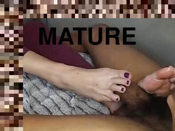 amateur, mature, énorme-bite, interracial, maison, massage, couple, pieds, point-de-vue, ejaculation