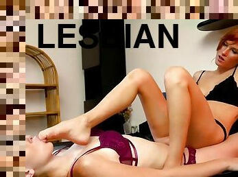 lesbienne, pieds, fétiche, branlette-avec-les-pieds