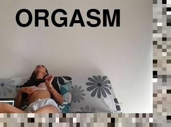 isot-tissit, orgasmi, ruikkiminen, amatööri, lelu, latino, blondi, alusasut, dildo, pikkuinen