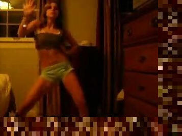 Non nude webcam dancer is a delight