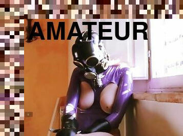 masturbarsi, orgasmi, amatoriali, sadismo-e-masochismo, feticci, latex, solitari, corde-cinghia-sadomaso, maschere