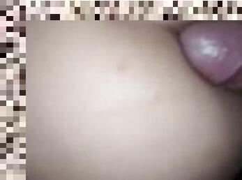 Culo gordo latino se monta sobre mi polla para hacerme venir, tiene la vagina mojada, sexo amateur????