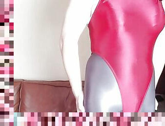 Spandex Crossdresser in Shiny Leohex Leotard and Tights