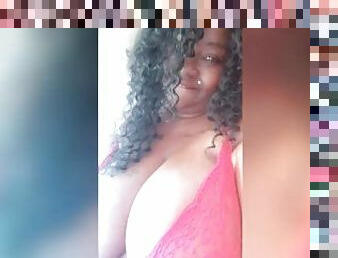 PRETTY BBW WITH HUGE SEXY TITS! ????????