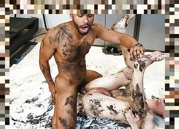 Curious Step Son Aaron Allen Joins Black Step Dad Tony Genius For A Naked Art Project - FamilyDick