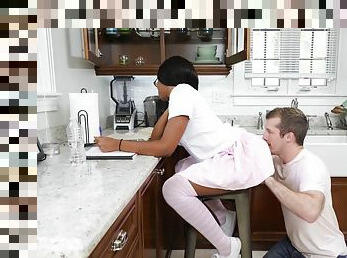 Dude fucks black teen pussy in merciless kitchen tryout