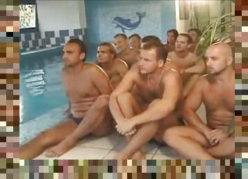 teta-grande, babes, chupanços, tiro-ao-alvo, ébona, vintage, preto, sexo-em-grupo, europeia, bukkake