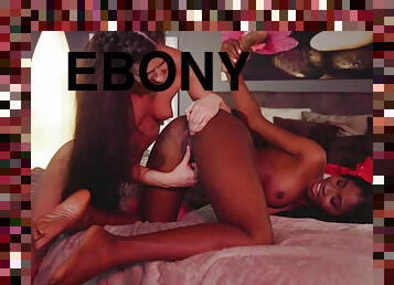 Sweet Lara Fox and ebony Boni in lesbian sex