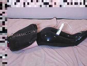 masturbation, mamelons, orgasme, jouet, bdsm, salope, petite, latex, solo, bondage