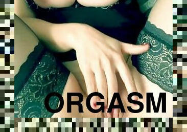 masturbation, orgasm, fitta-pussy, milf, svart, fingerknull, strumpor, underkläder, nätstrumpor