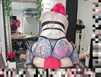 cul, orgasme, chatte-pussy, branlette, bdsm, rousse, chevauchement, mère, bondage, face-sitting