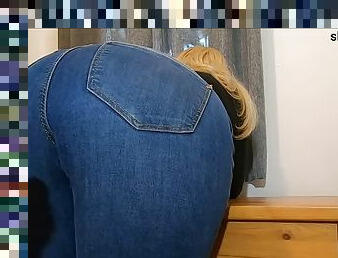 Again? STEPMOTHER lends him her beautiful ass in jeans so he can jerk off and cum - Shely81