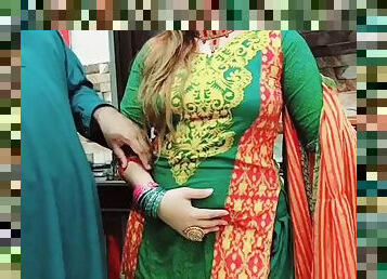 Desi wife has real sex with husbands friend with clear Hindi audio - Hot Talking