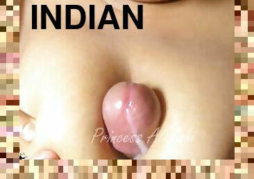 asiatique, gros-nichons, fellation, milf, maman, branlette, massage, indien, butin, ejaculation