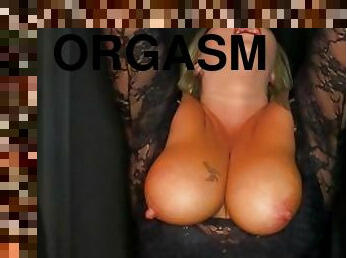 orgazem, brizg, analno, milf, bdsm, kurba-slut, blond, hlapčevanje