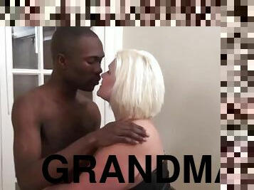 grand-mère, masturbation, vieux, mature, fellation, granny, interracial, milf, hardcore, branlette
