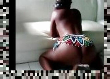 Zulu girl twerking on cock